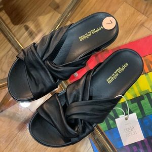 Sophia Milano Italian leather Slides, NWT size 7
